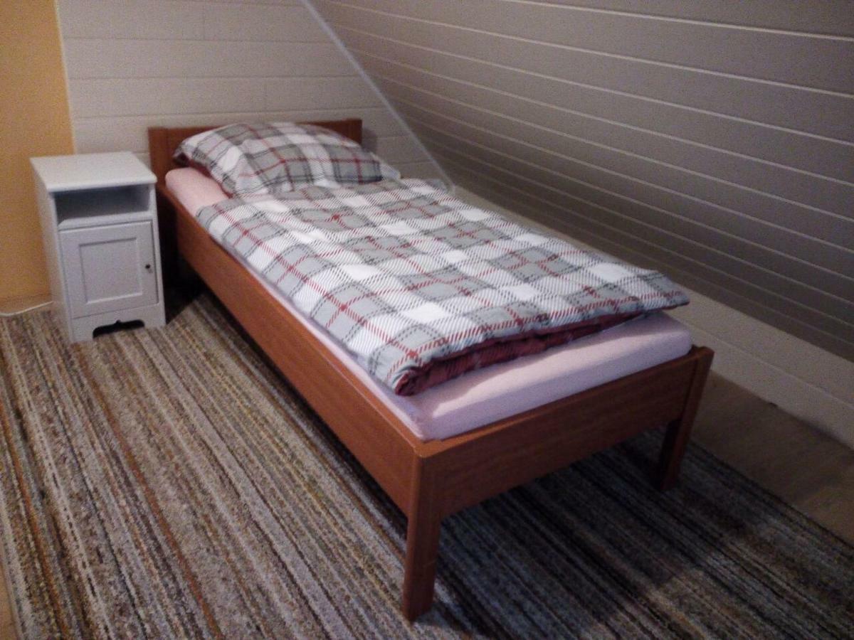 Ferienwohnung Linde - Marburg Biedenkopf Mit 5 Zimmer Und Balkon Frechenhausen Esterno foto